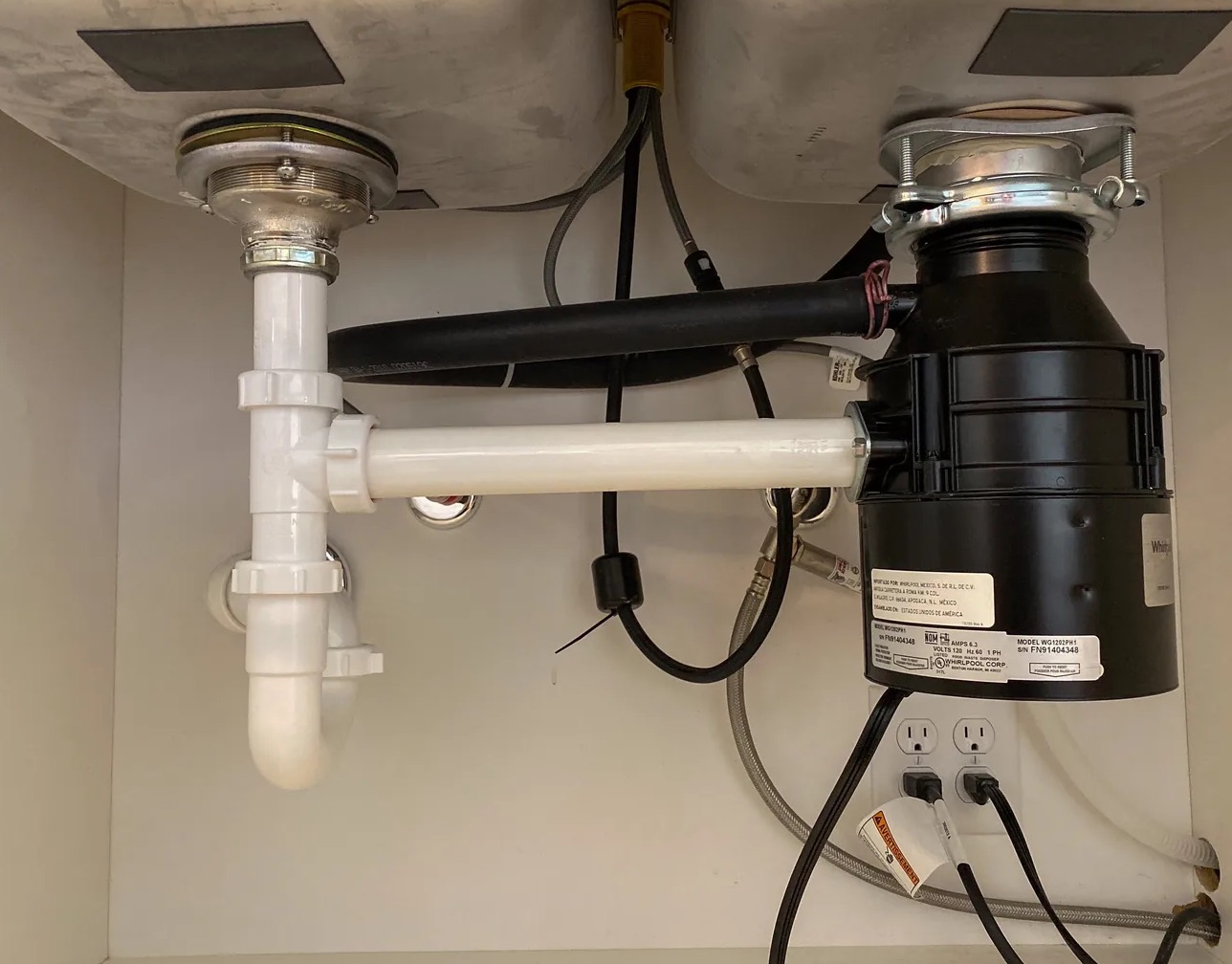 Leaky Garbage Disposal Cleanup in Lake Forest, CA